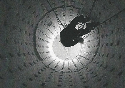 Irata trained rope access technician